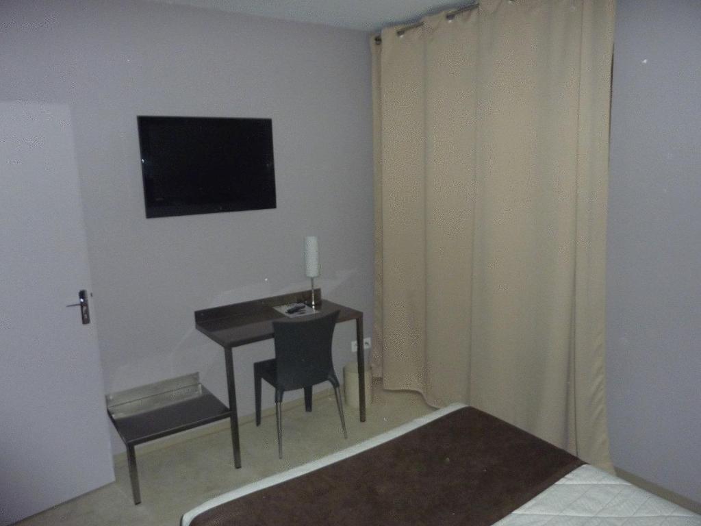 Pierre-Bénite Hotel De L'Europe מראה חיצוני תמונה